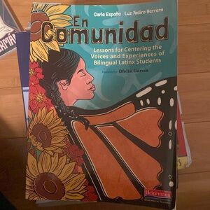 En Comunidad by Carla Espana
